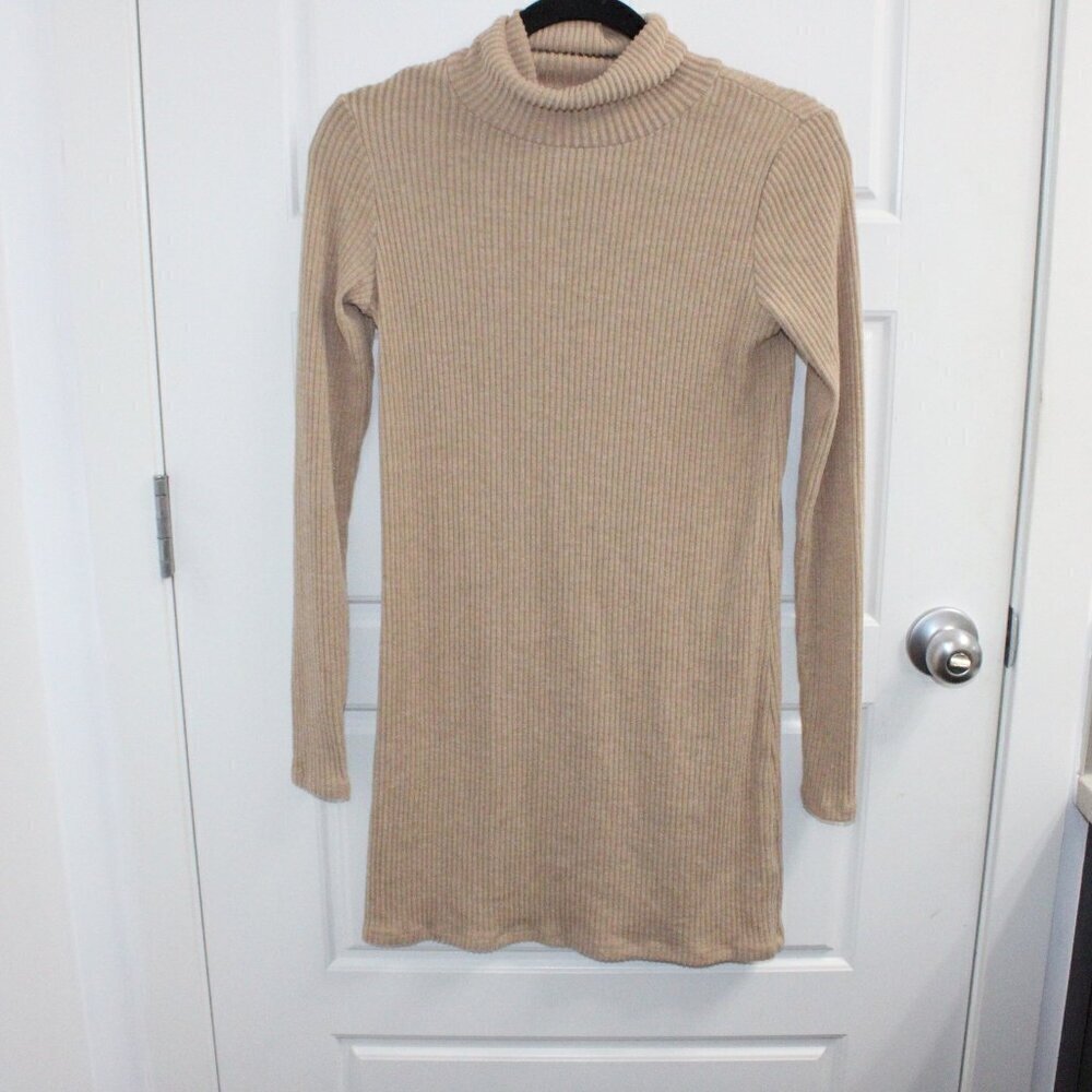 Aritzia Babaton Ribbed Long Sleeve Turtleneck Tunic Size XS Tan